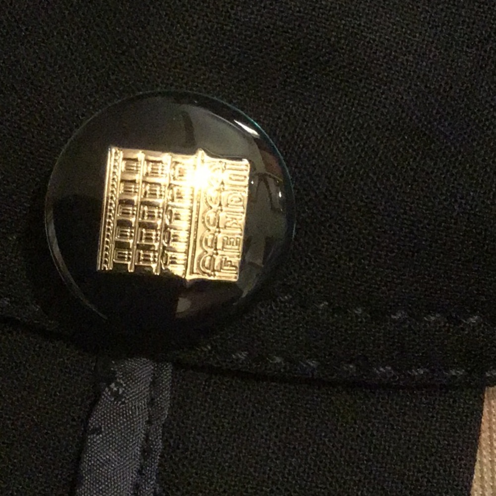 Authentic FENDI jacket❤️👚👚. - Picture 5 of 8